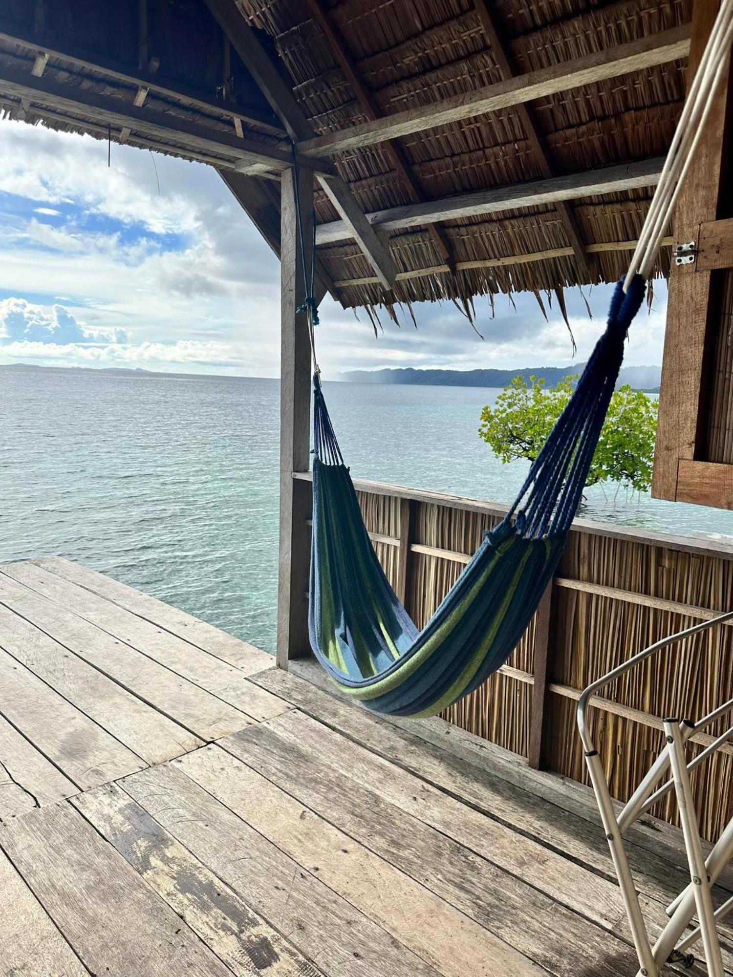 Nyanse Homestay - Raja Ampat Besir Exteriör bild