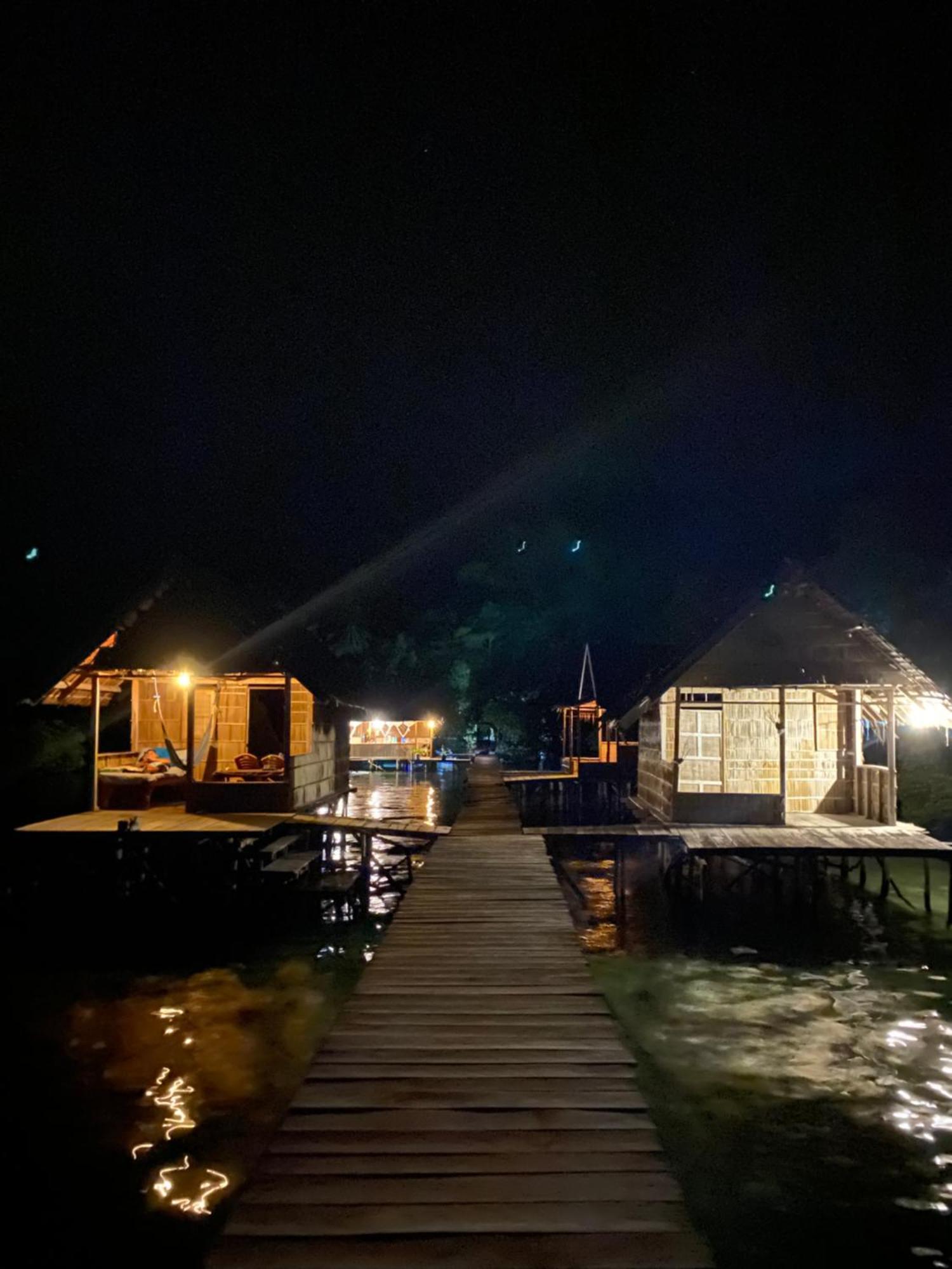 Nyanse Homestay - Raja Ampat Besir Exteriör bild